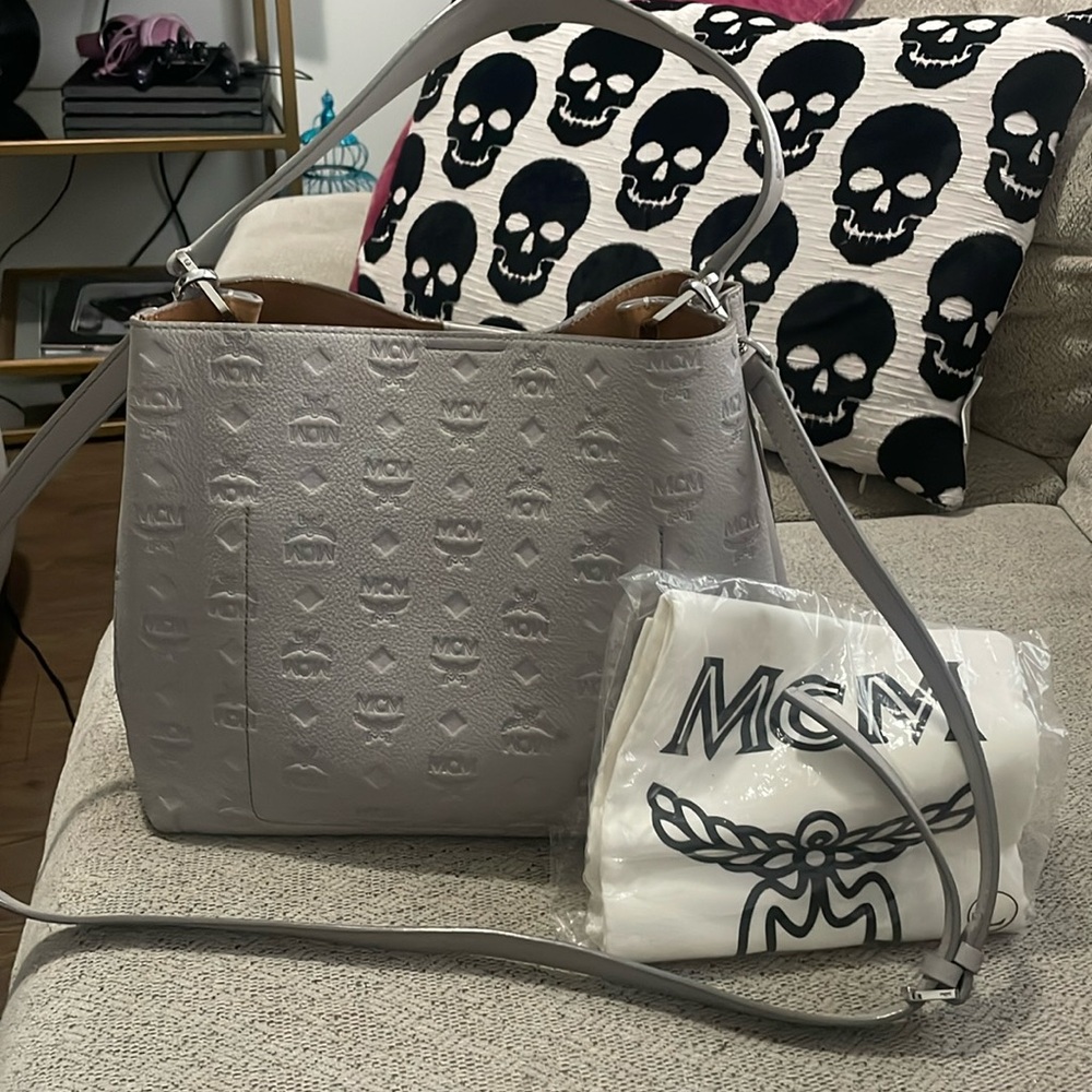 MCM Sara Tote